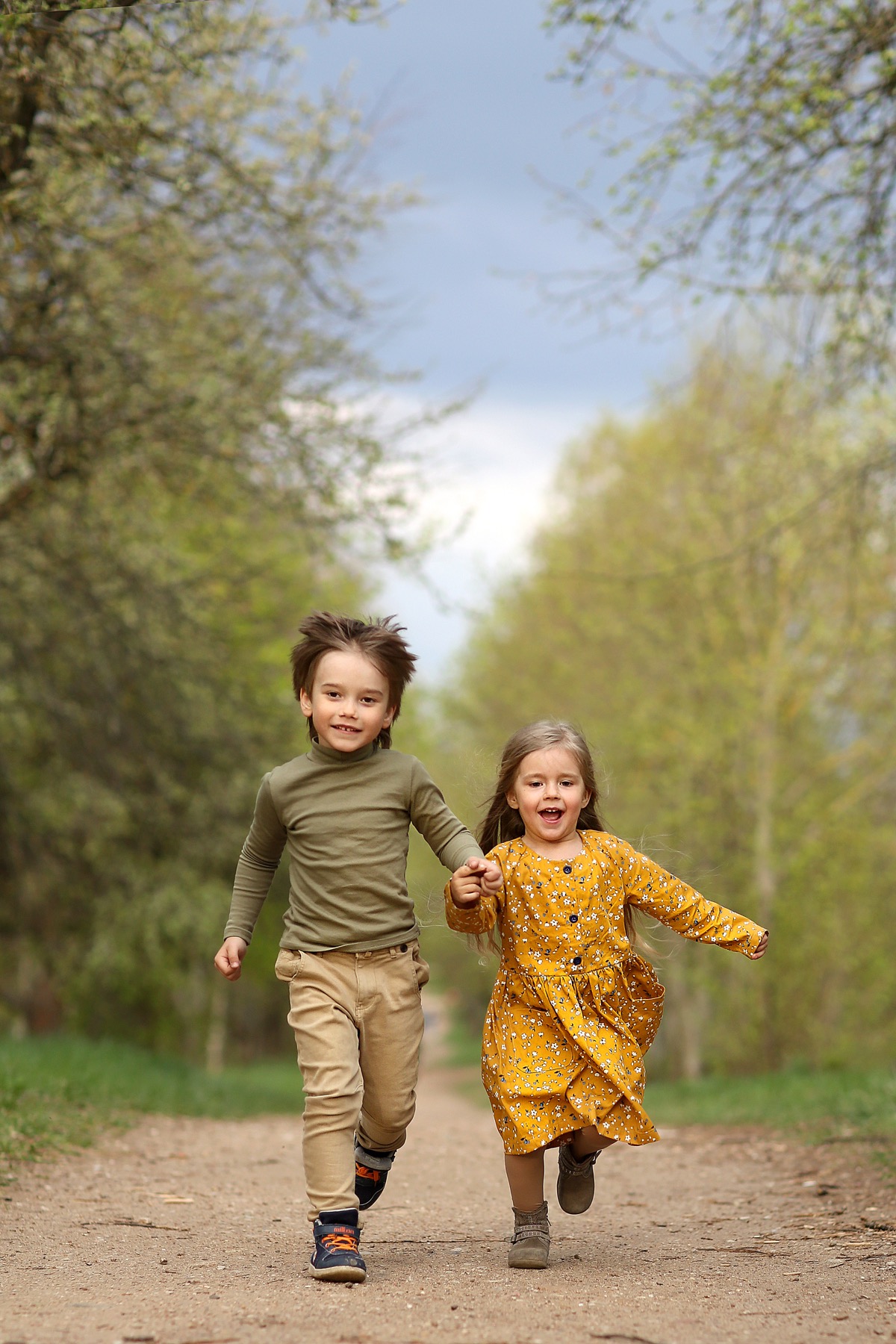 Portrait d'enfant réalisé par Houssem Rahmouni, photographe à Paris