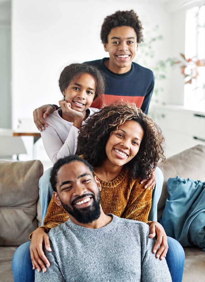 Famille jouant ensemble