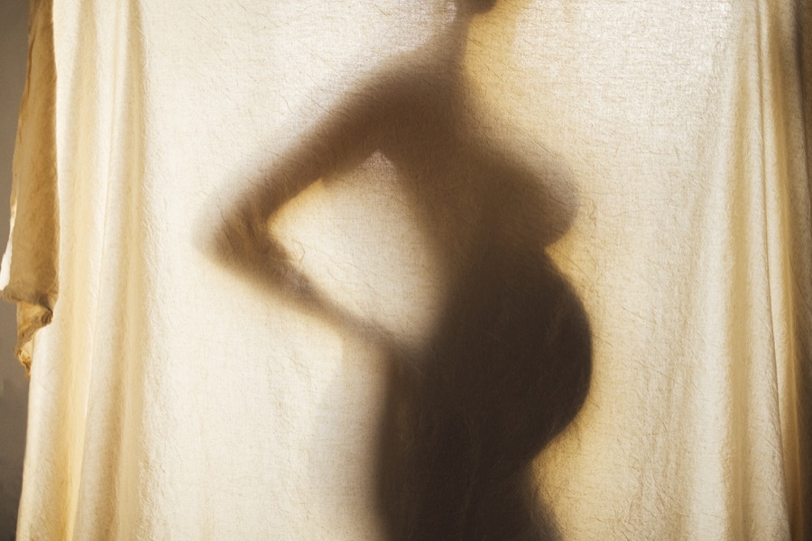 Séance grossesse en pleine nature